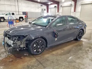 Toyota Camry 2.5L 4 2026