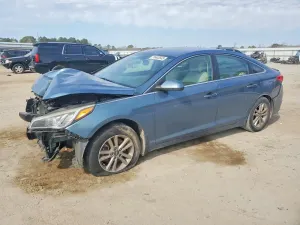 Hyundai Sonata SE 2.4L 4 2016