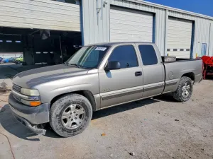 Chevrolet Silverado 1500 C1500 4.3L 6 2001