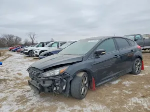 Ford Focus ST 2.0L 4 2017