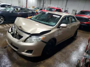 Toyota Corolla BASE 1.8L 4 2010
