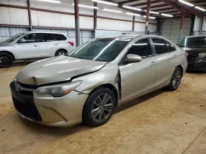 Toyota Camry LE 2.5L 4 2017