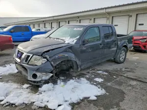 Nissan Frontier CREW CAB SE 4.0L 6 2010