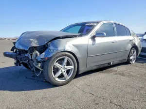Infiniti G35 3.5L 6 2004