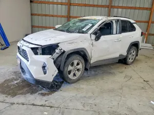 Toyota Rav4 XLE 2.5L 4 2021