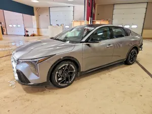 Kia K4 GT LINE 2.0L 4 2025