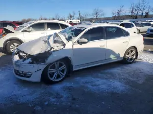 Volkswagen Passat SEL 1.8L 4 2014