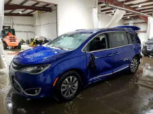 Chrysler Pacifica TOURING L PLUS 3.6L 6 2019