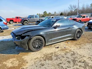 Ford Mustang 3.7L 6 2015