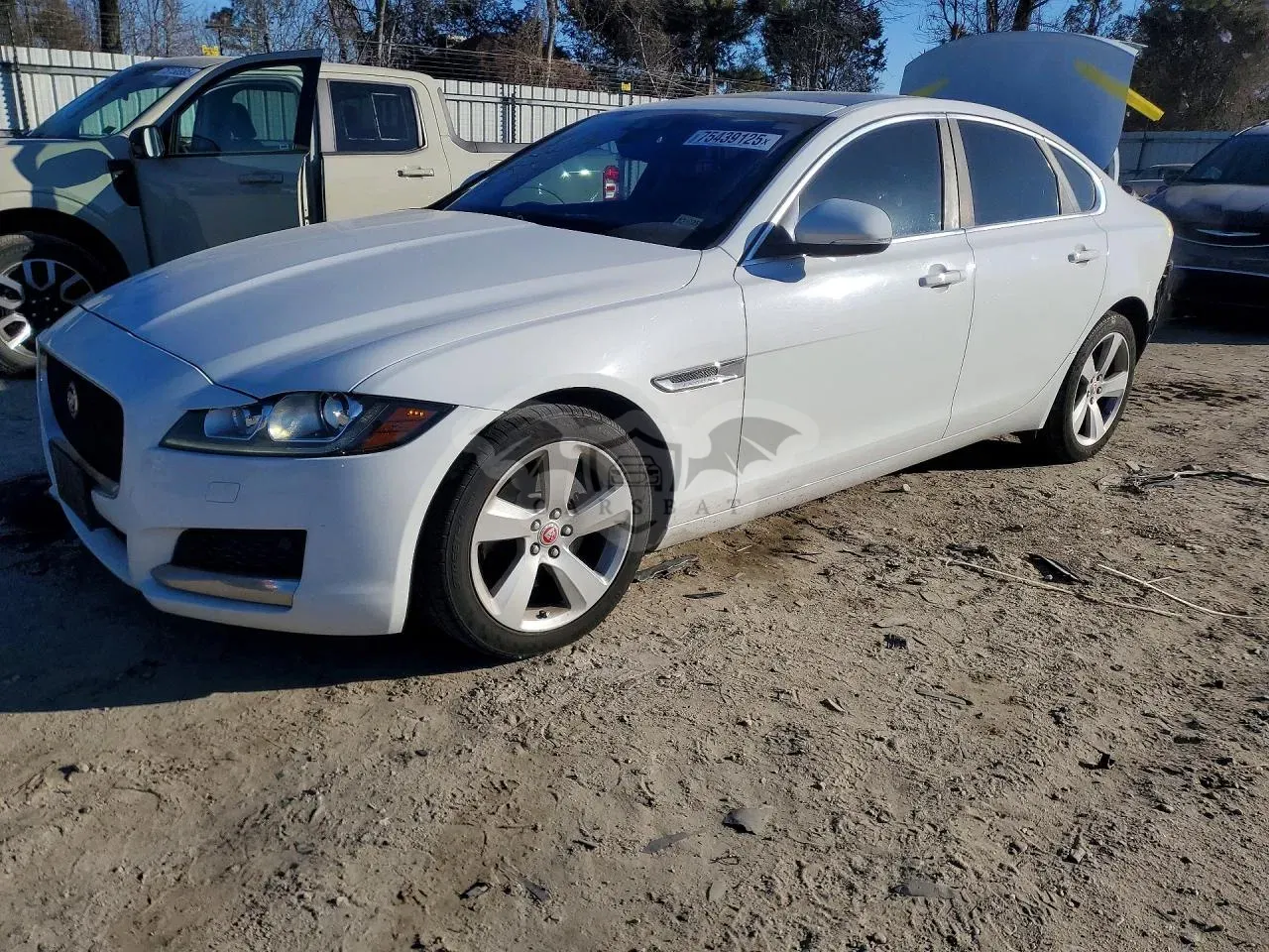 Jaguar XF 2.0L 4 2017