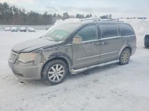 Chrysler Town & Country 3.6L 6 2015