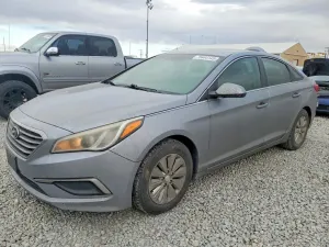 Hyundai Sonata SE 2.4L 4 2017