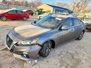 Nissan Altima 2.5L 4 2019