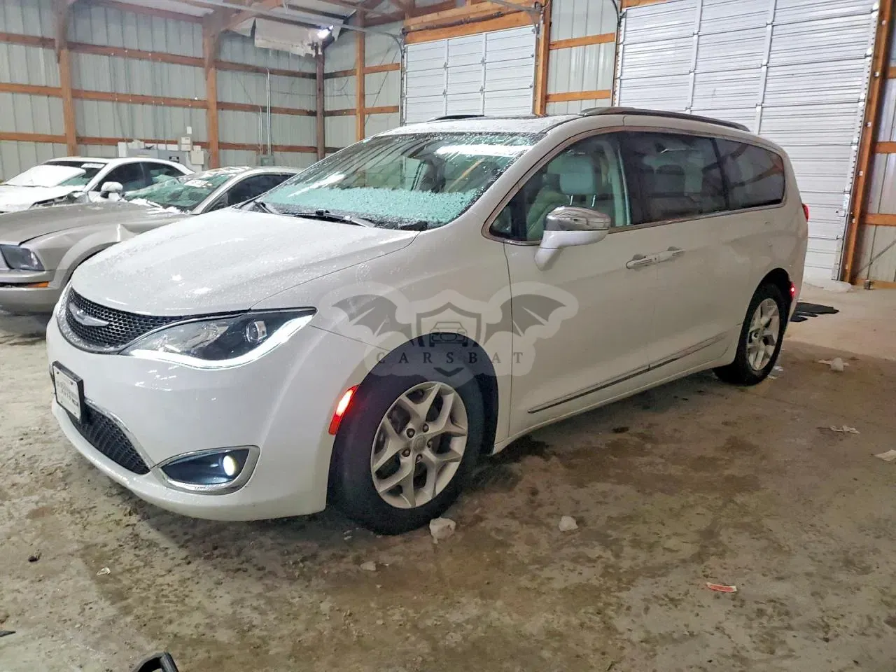 Chrysler Pacifica LIMITED 3.6L 6 2020