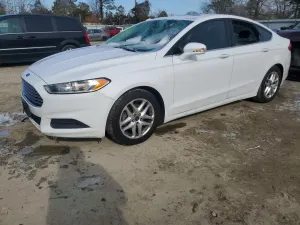 Ford Fusion SE 2.5L 4 2015