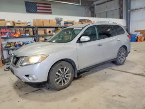 Nissan Pathfinder S 3.5L 6 2013