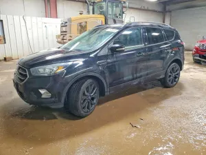 Ford Escape 2.0L 4 2017