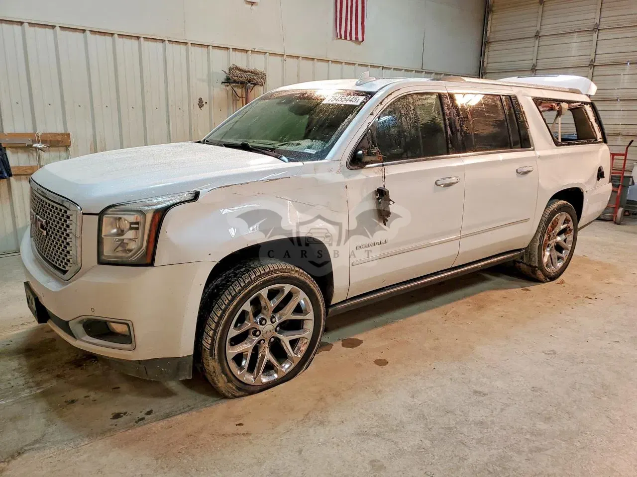 GMC Yukon DENALI 6.2L 8 2016