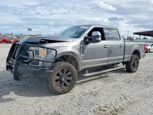 Ford F-250 SUPER DUTY 6.7L 8 2021