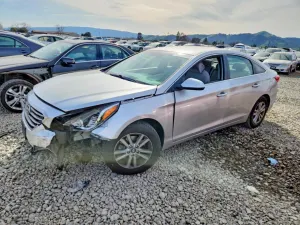 Hyundai Sonata SE 2.4L 4 2016