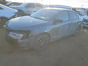 Volkswagen Jetta 2.0L 4 2012