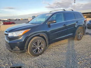 Toyota Highlander XLE 3.5L 6 2016