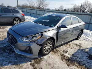 Hyundai Sonata SE 2.4L 4 2019