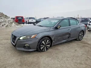 Nissan Altima SL 2.5L 4 2019