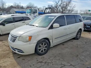 Chrysler Town & Country TOURING 3.6L 6 2012