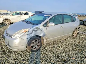 Toyota Prius 1.5L 4 2005
