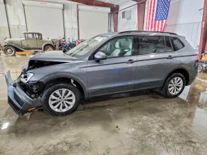 Volkswagen Tiguan S 2.0L 4 2020