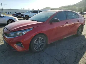 Kia Cerato / Forte / K3 GT LINE 2 L 4 2024