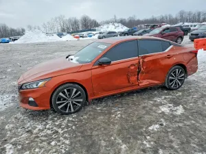 Nissan Altima SR 2.5L 4 2021