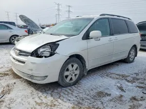 Toyota Sienna XLE 3.3L 6 2004