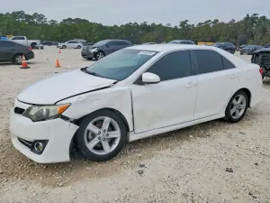 Toyota Camry L 2.5L 4 2014