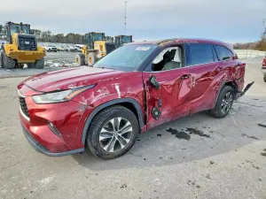 Toyota Highlander XLE 3.5L 6 2020