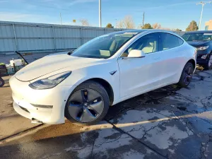 Tesla Model 3 2020