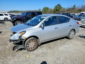 Nissan Versa 1.6L 4 2016