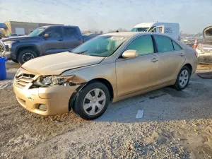 Toyota Camry BASE 2.5L 4 2010