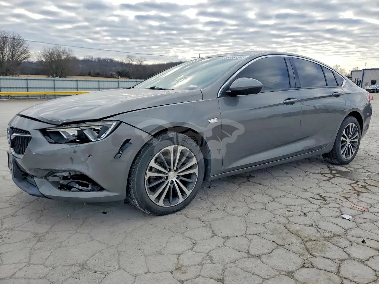 Buick Regal ESSENCE 2.0L 4 2018