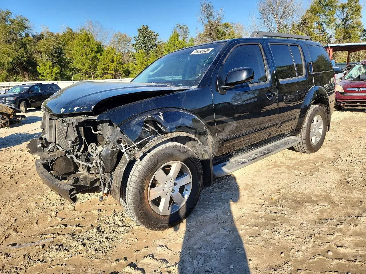 Nissan Pathfinder S 4.0L 6 2012