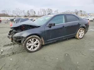 Ford Fusion SE 2.5L 4 2012