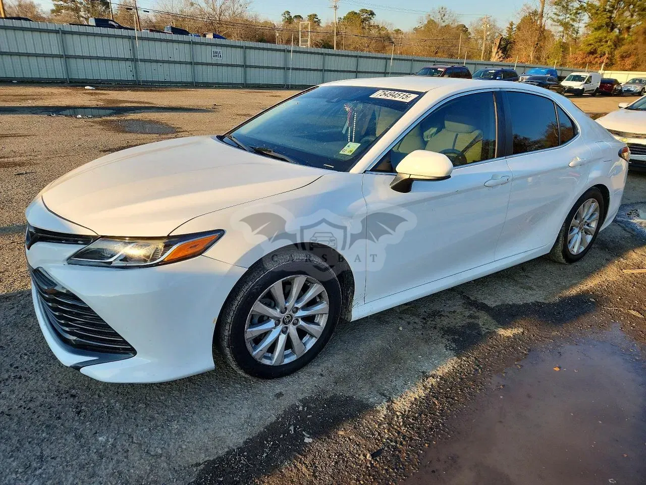 Toyota Camry LE 2.5L 4 2020