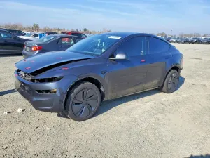 Tesla Model Y 2026