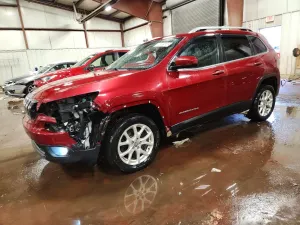 Jeep Cherokee LATITUDE 2.4L 4 2015