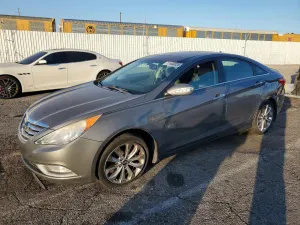 Hyundai Sonata SE 2.0L 4 2012