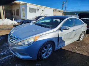 Hyundai Sonata SE 2.4L 4 2012