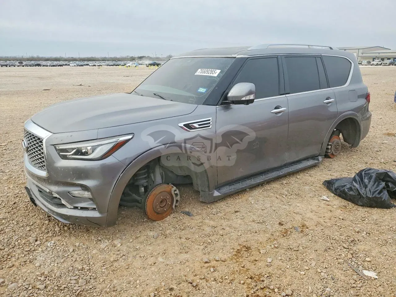 Infiniti QX80 LUXE 5.6L 8 2021