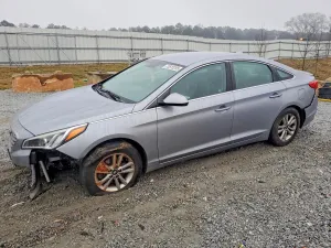 Hyundai Sonata SE 2.4L 4 2016