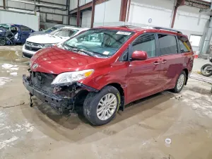 Toyota Sienna XLE 3.5L 6 2017